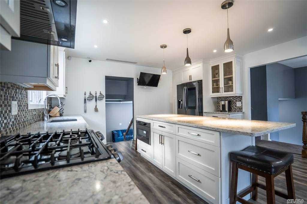 2041 Lawry Ln - Photo 1