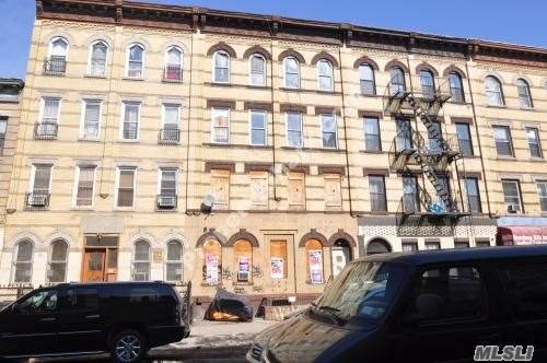 727 Knickerbocker Avenue - Photo 1