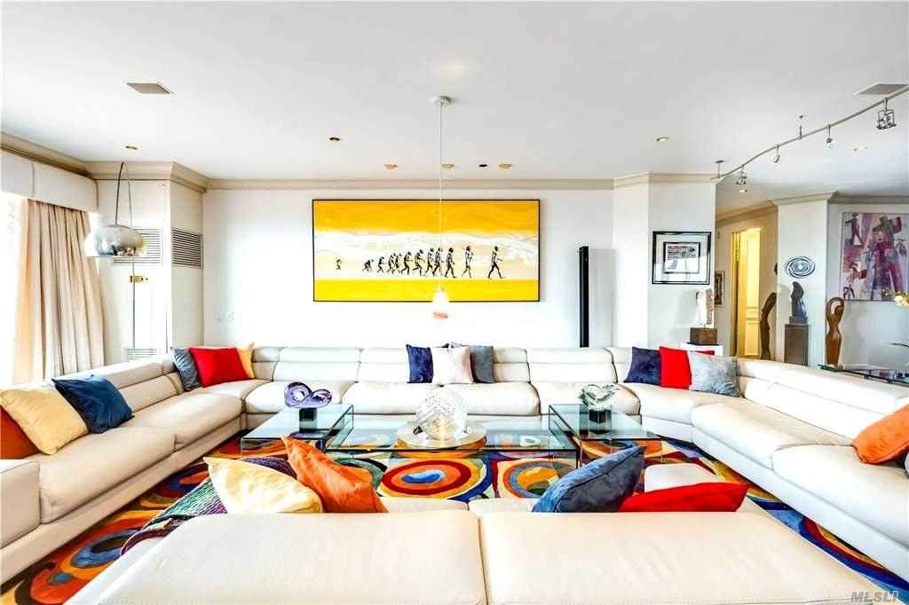 27110 Grand Central Parkway - Photo 1