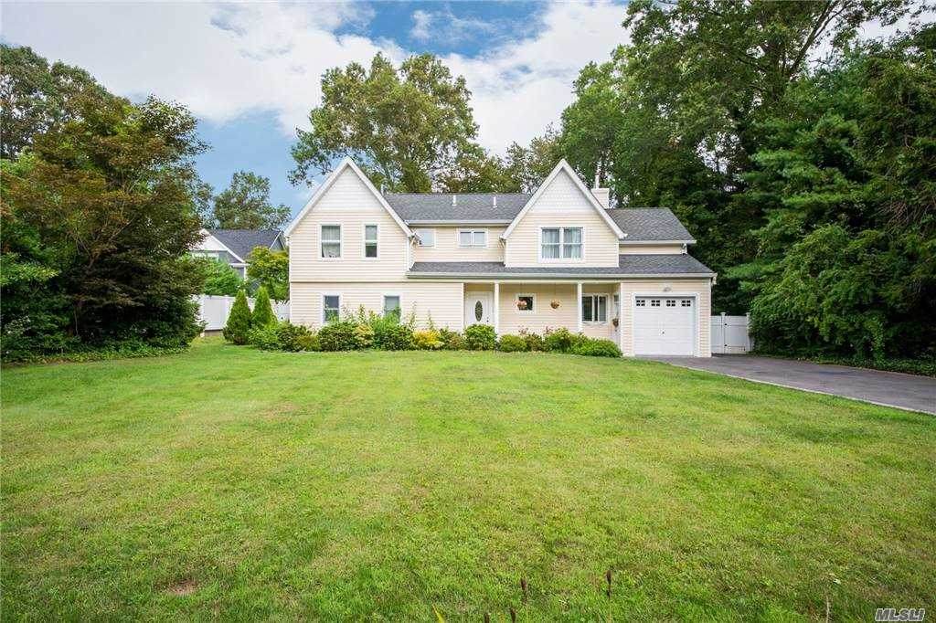 8 Briarfield Lane - Photo 1