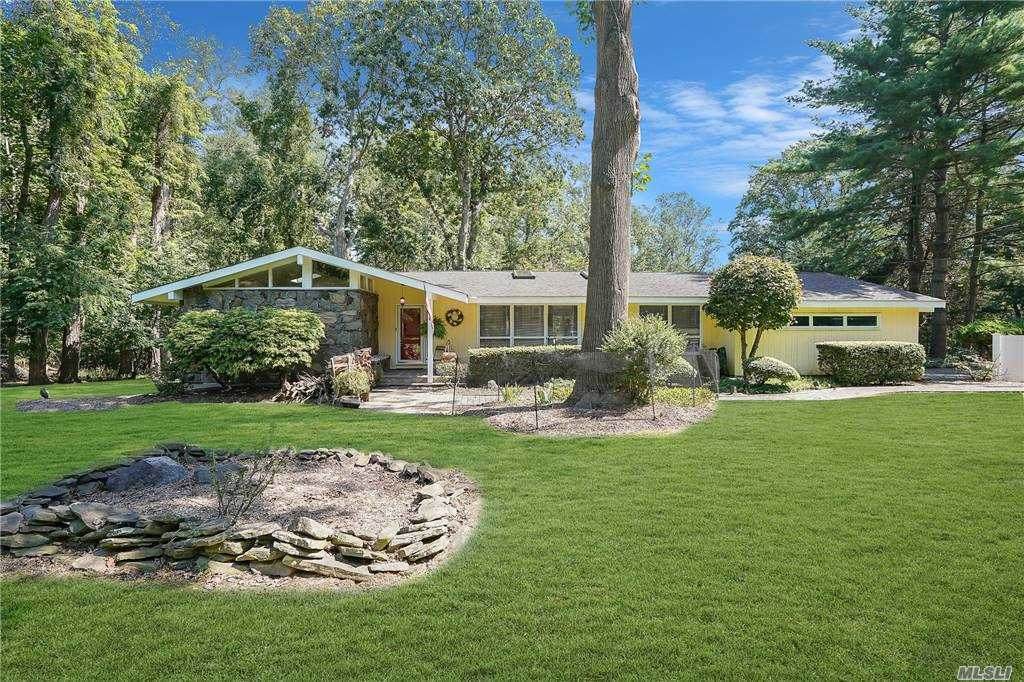 25 Locust Lane - Photo 1