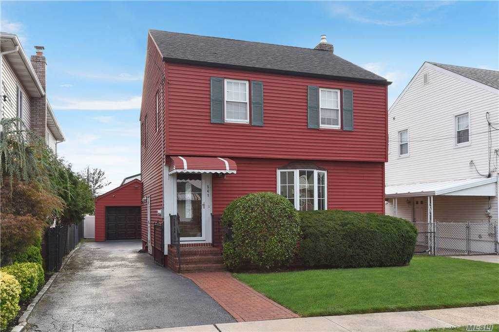 541 10th Street - Photo 1
