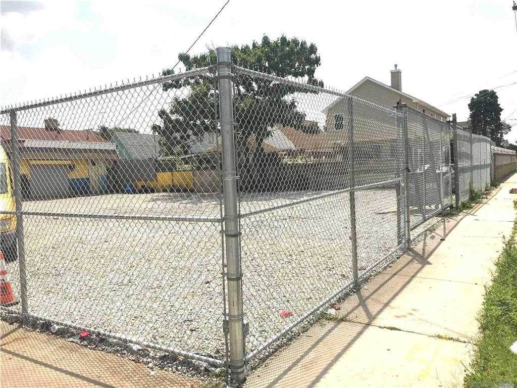 221-10 Hempstead Ave - Photo 1
