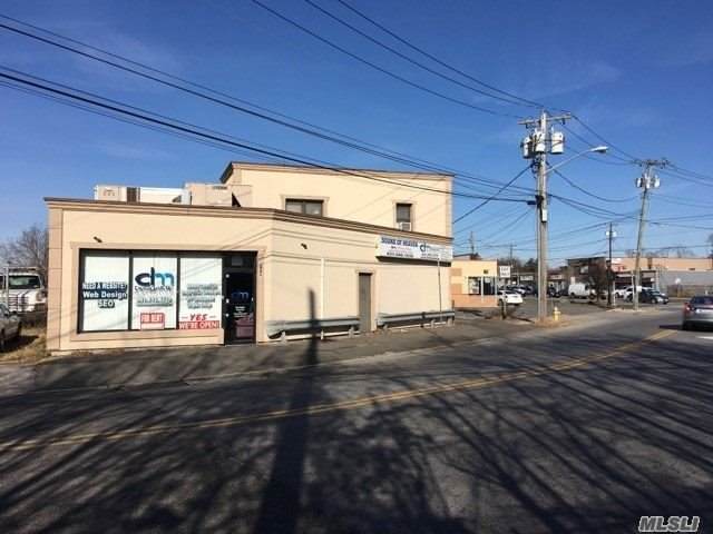 729 Long Island Avenue - Photo 1