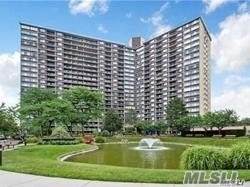 2 Bay Club Drive - Photo 1