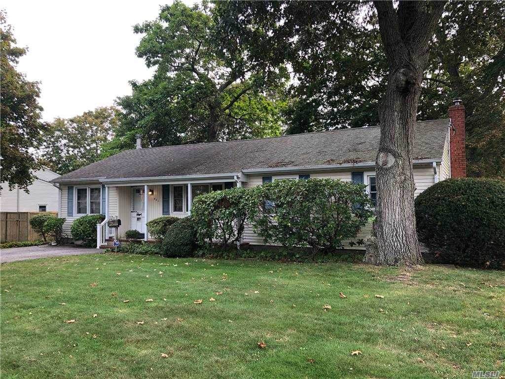 421 Hillside Ave - Photo 1