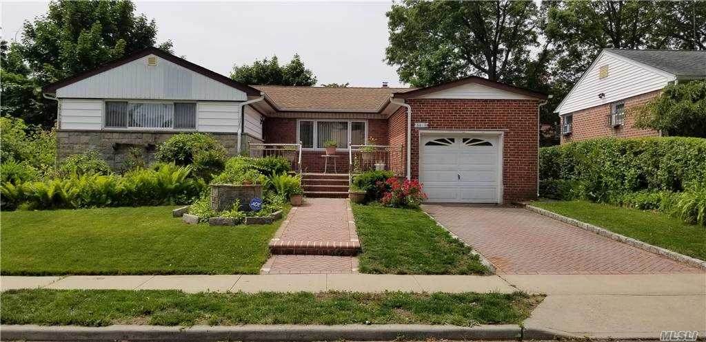 2207 Parkhurst Road - Photo 1