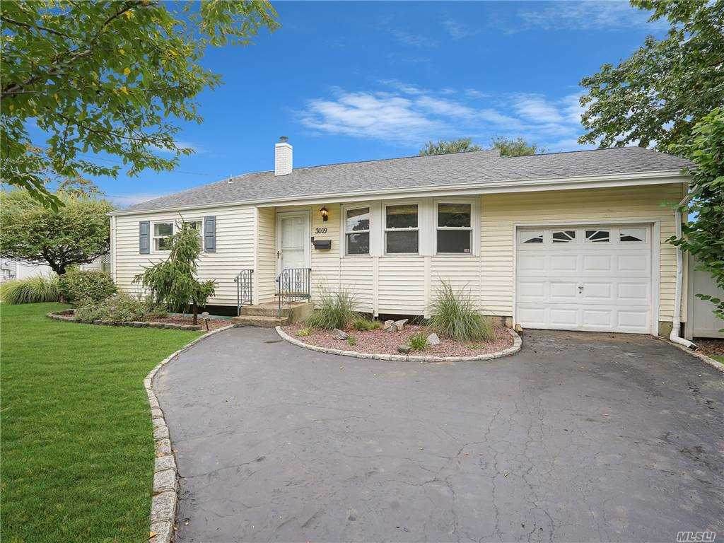 3009 Maine Avenue - Photo 1