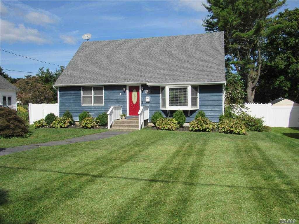 30 Fairway Avenue - Photo 1