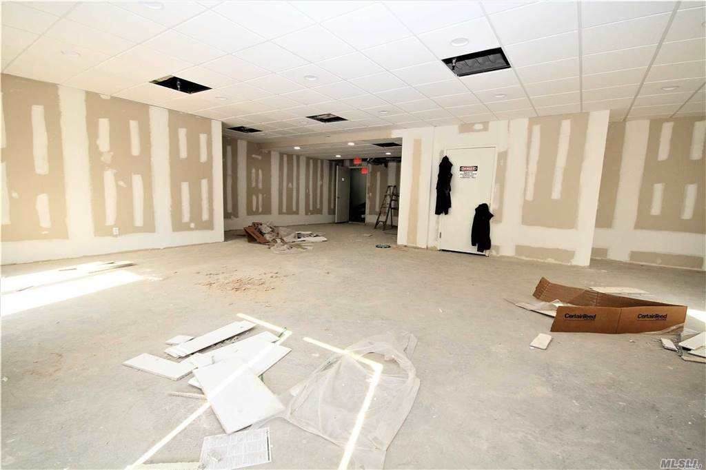 135-17 Northen Blvd - Photo 1