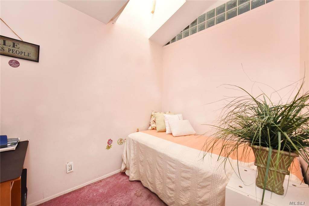 829 Oliver Ave - Photo 1