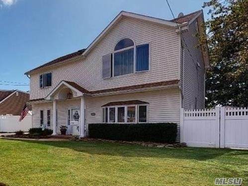 110 Beverly Avenue - Photo 1