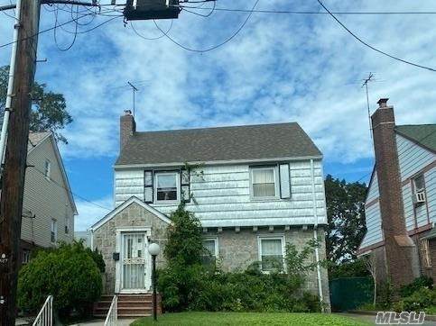 139-30 227th St - Photo 1
