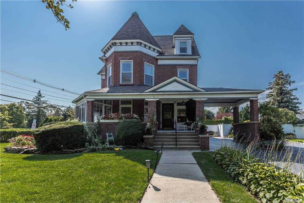 258 Ocean Avenue - Photo 1