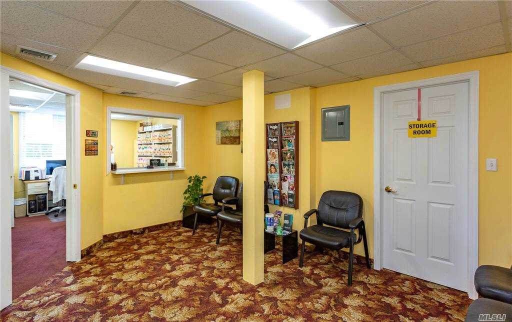 50 Hempstead Avenue - Photo 1