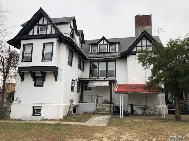 137-58 Belknap Street - Photo 1