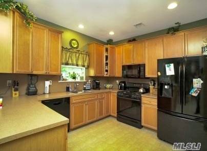 2 Wisteria Court - Photo 1