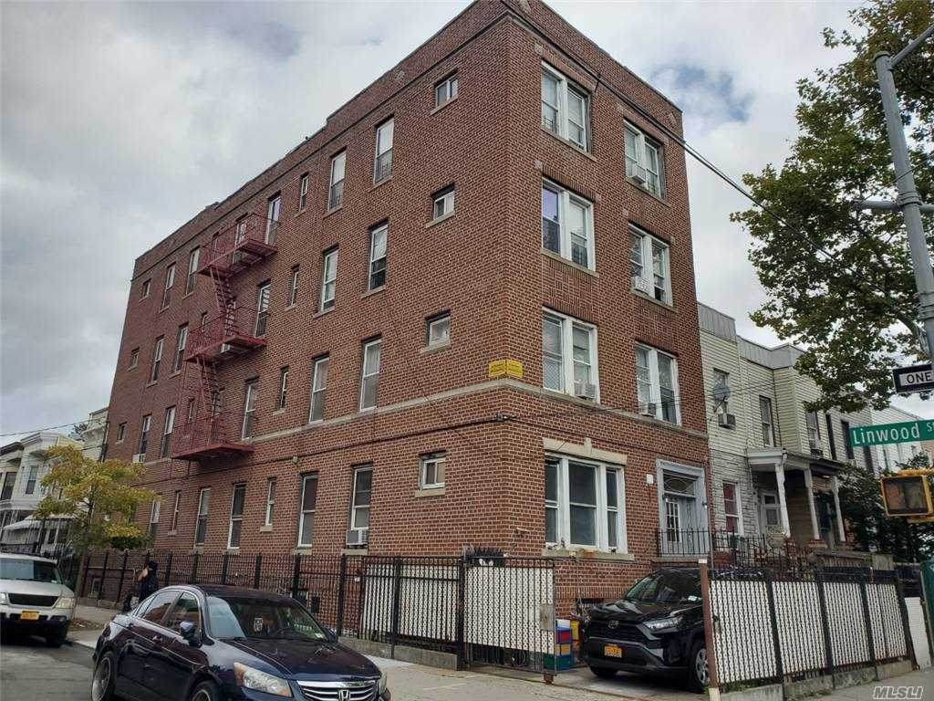 289 Arlington Avenue - Photo 1