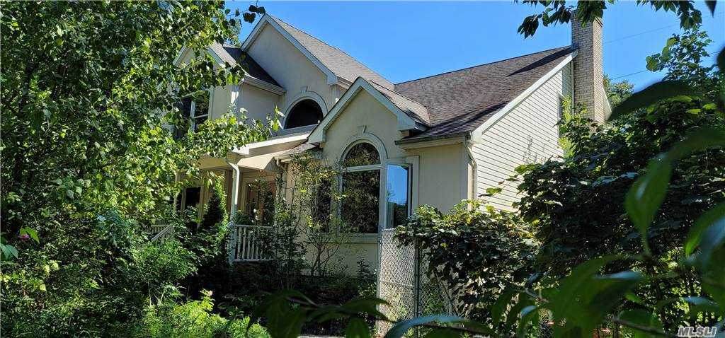 818 Long Island Ave. Avenue - Photo 1