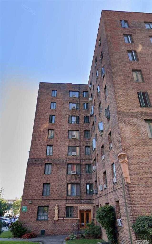 1920 Mcgraw Ave - Photo 1