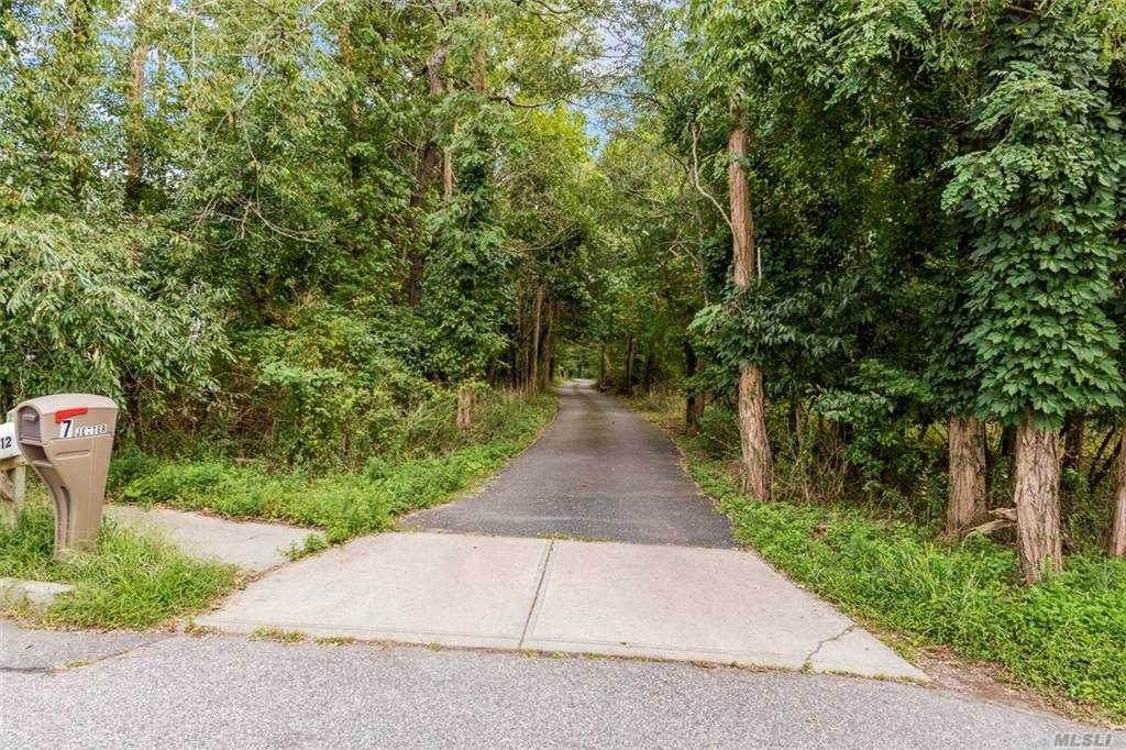 7 Woodlot Road - Photo 1