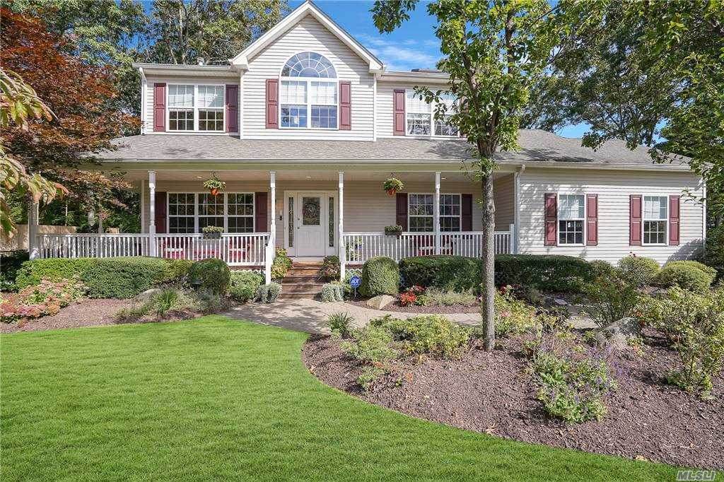 5 James Monroe Lane - Photo 1
