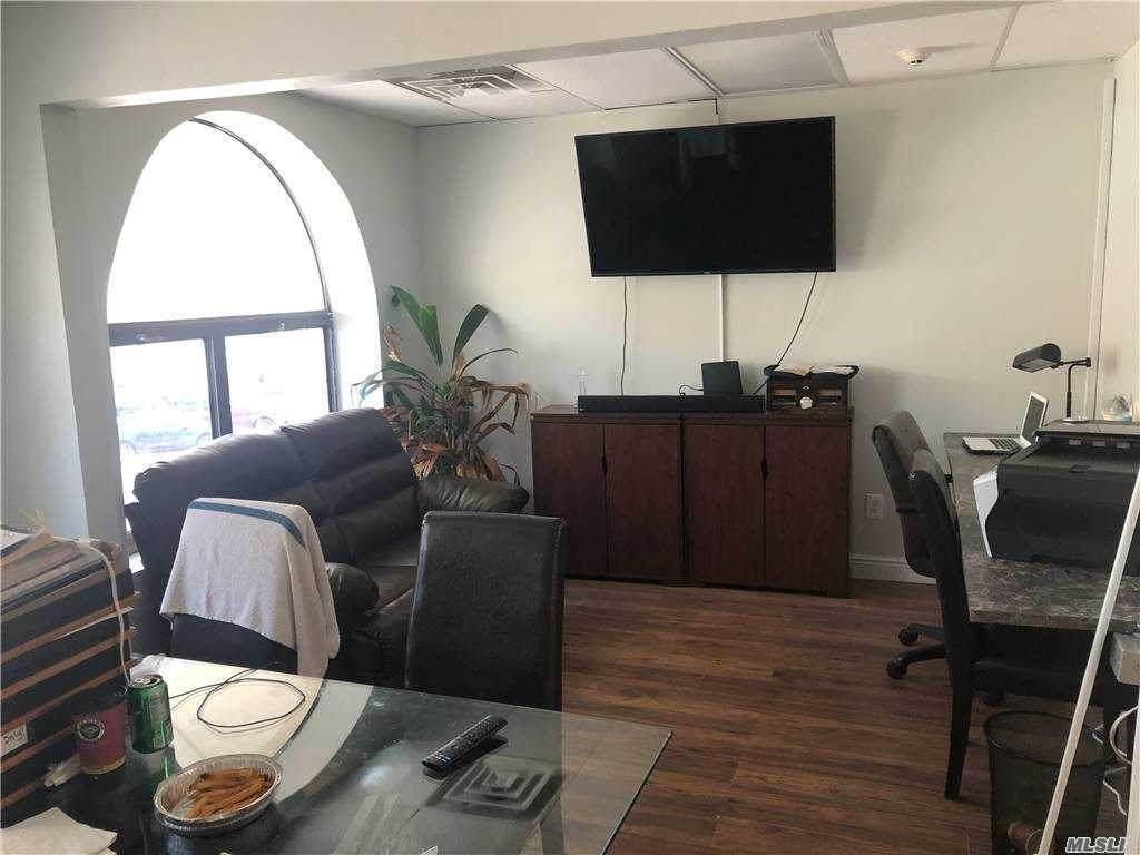 58 Park Avenue - Photo 1