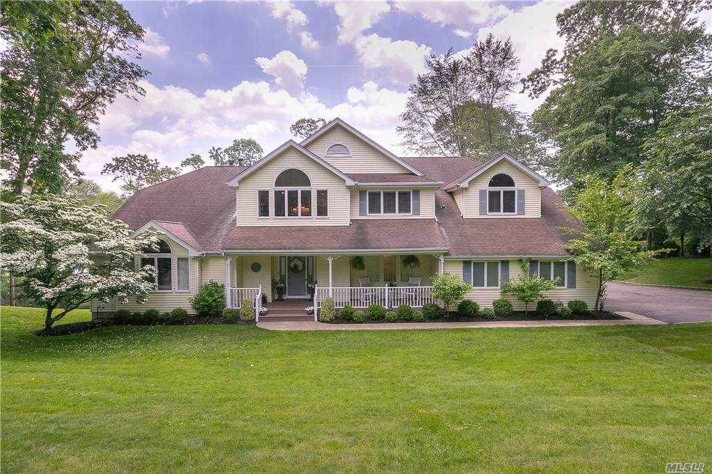 8 Riverview Terrace - Photo 1