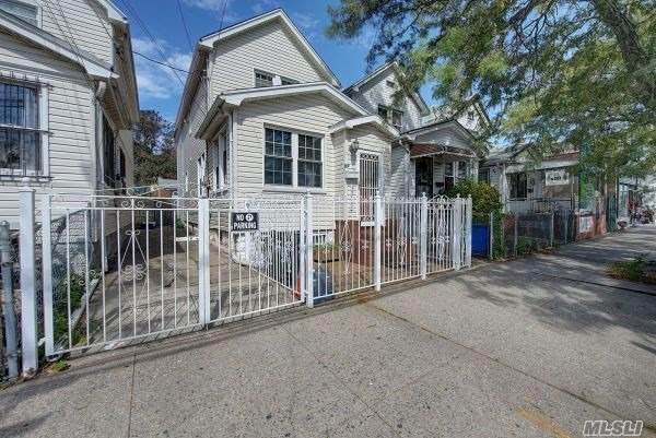 148-23 Linden Boulevard - Photo 1