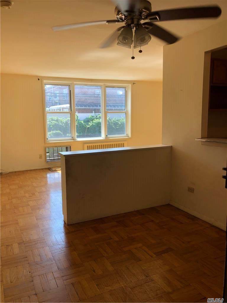 210-50 41 Avenue - Photo 1