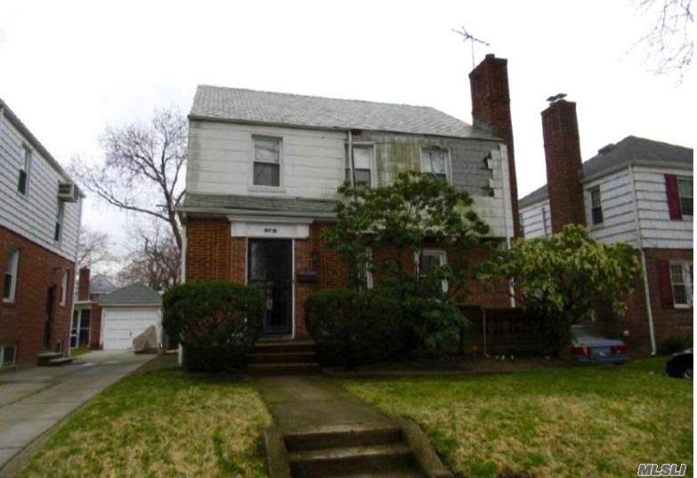 157-51 27th Avenue - Photo 1