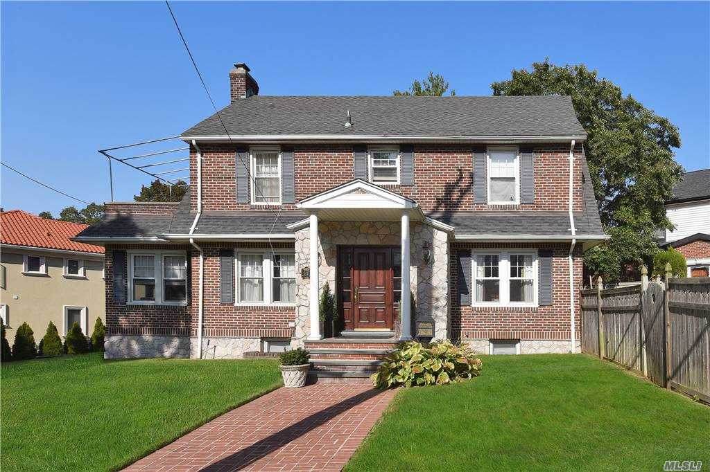 51-27 Browvale Lane - Photo 1