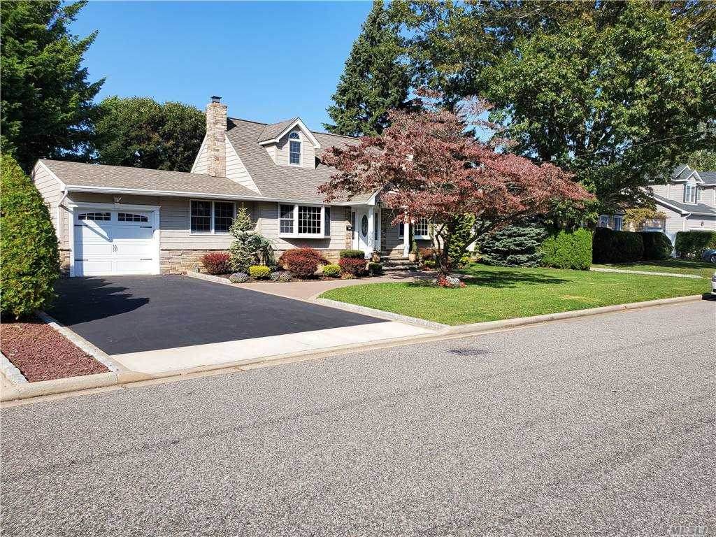 151 Manhattan Avenue - Photo 1