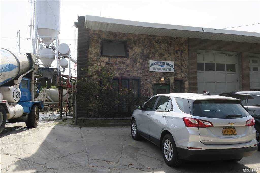 154 Railroad Street - Photo 1