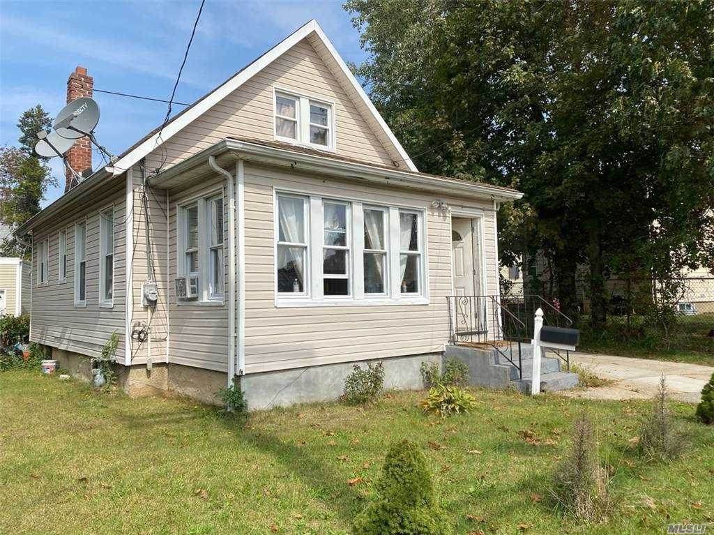 165 Lakeview Avenue - Photo 1