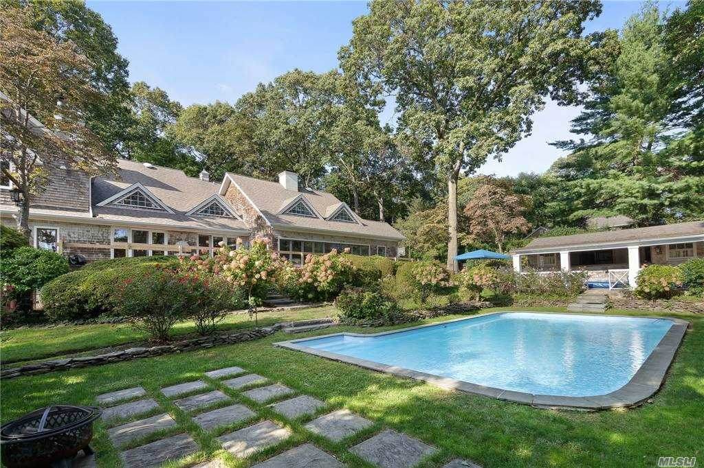 8 Spring Hollow Road - Photo 1