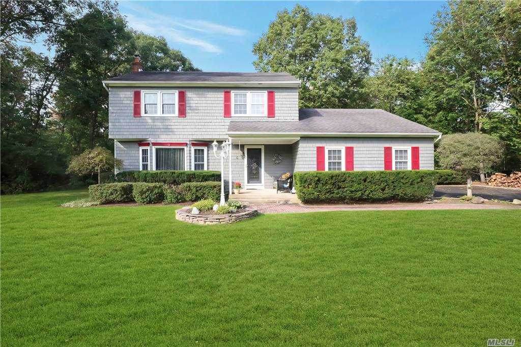 4 Heritage Lane - Photo 1