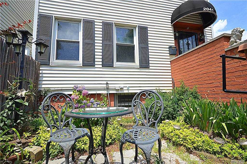 2041 Powell Avenue - Photo 1