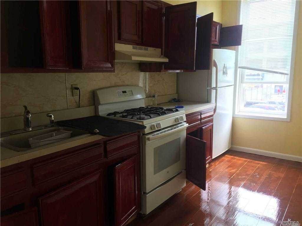 59-14 Summerfield Street - Photo 1