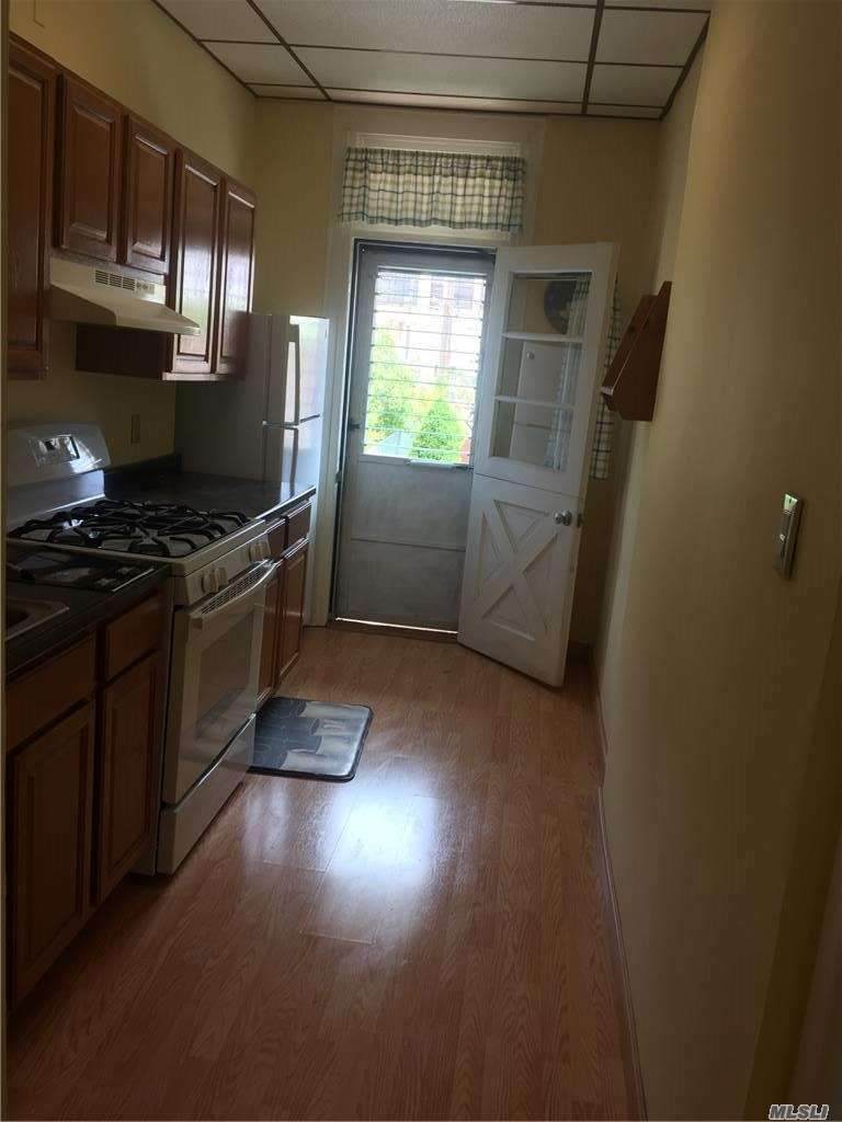 59-14 Summerfield St - Photo 1