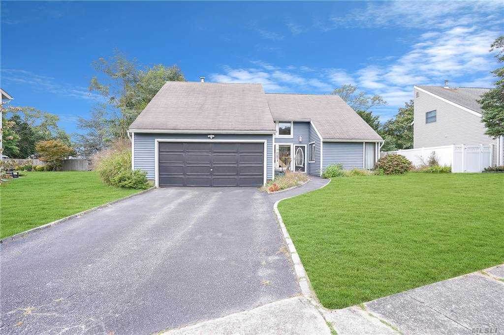 1686 Claas Avenue - Photo 1