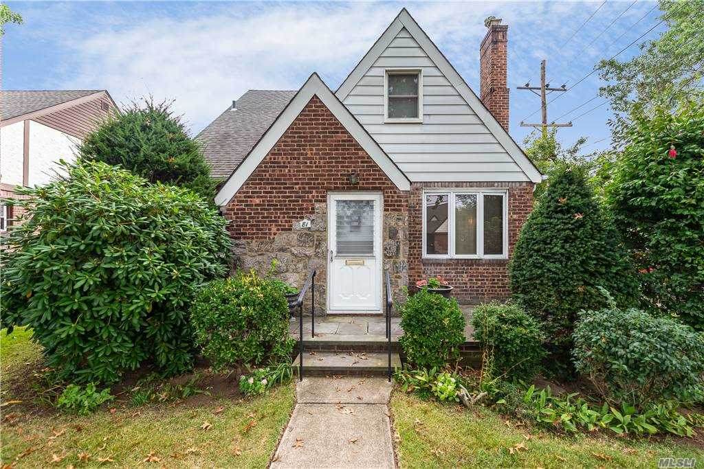 81 Hoffman Street - Photo 1