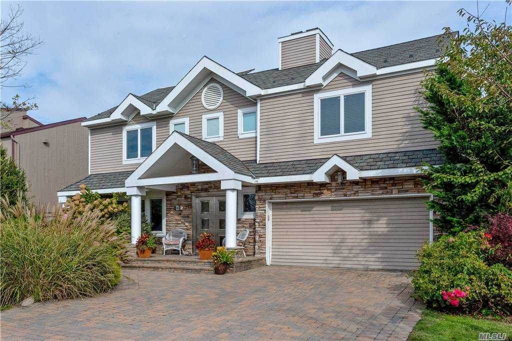 124 Mark Lane - Photo 1