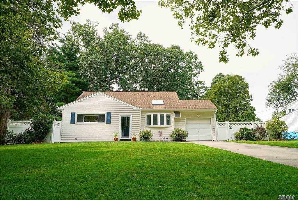 6 Iris Lane - Photo 1
