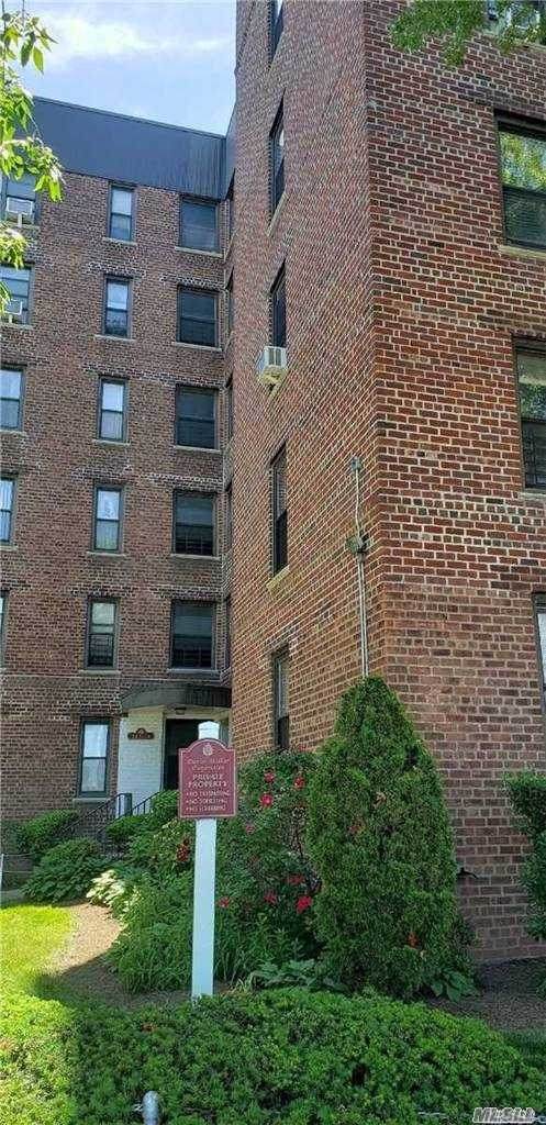 112-24 Northern Blvd - Photo 1
