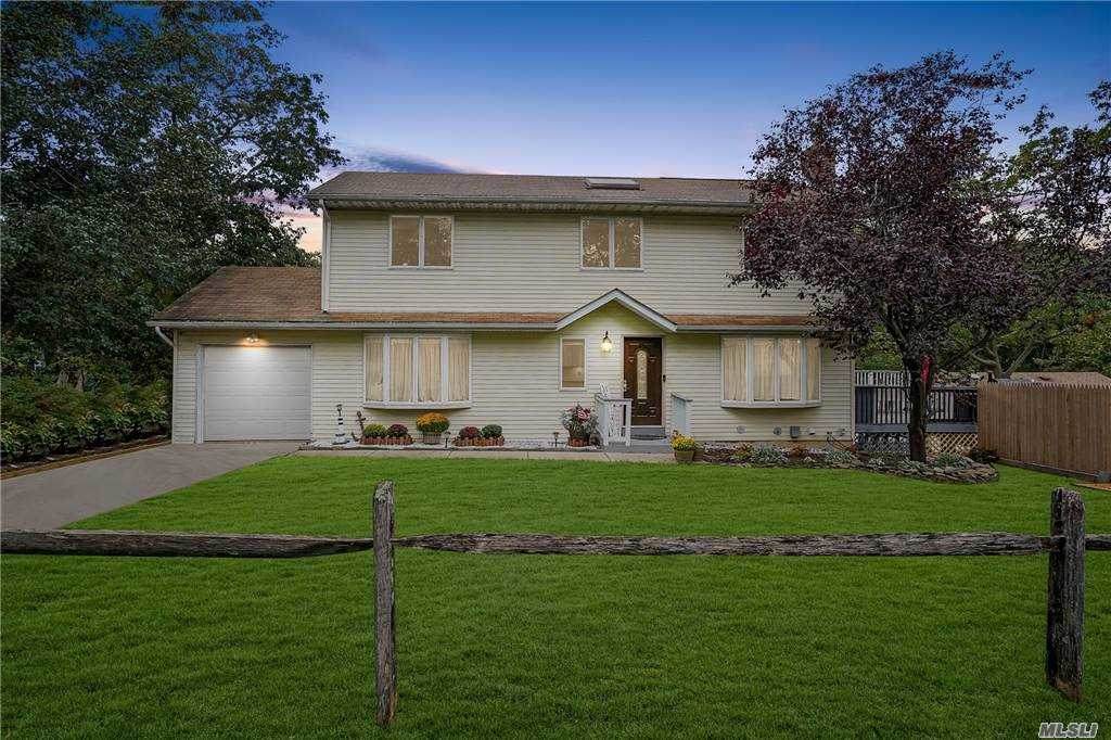 46 Manhasset Road - Photo 1
