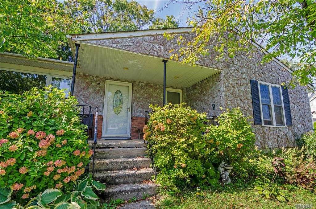 2 Minerva Lane - Photo 1