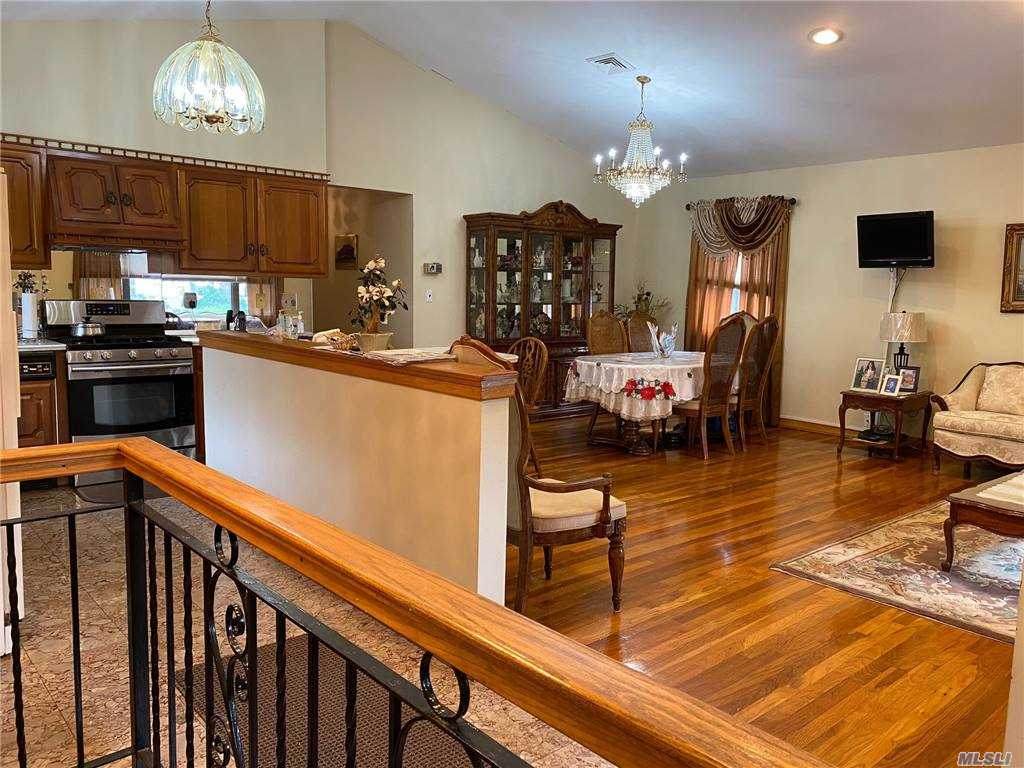 65-37 Utopia Parkway - Photo 1