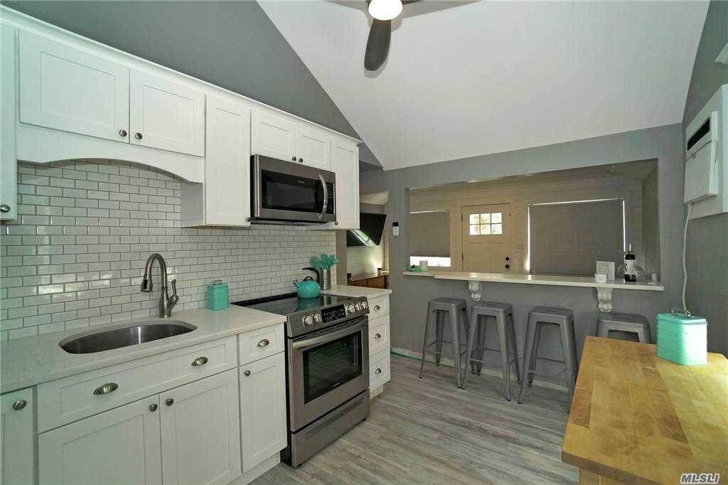 174 Woodside Drive - Photo 1