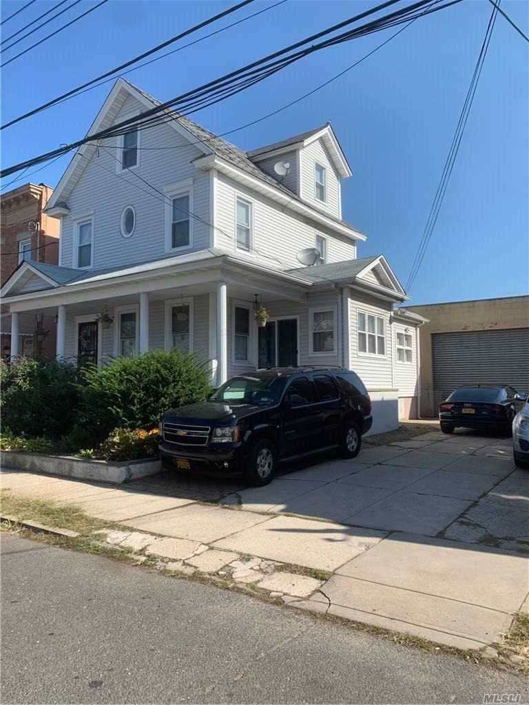 9015 77 St - Photo 1